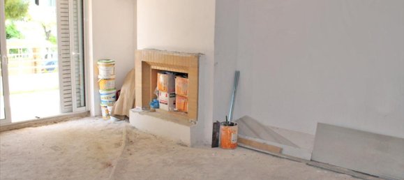 T4 em Kifisia, Greece N.º 7127 8