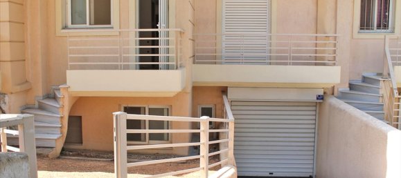 T4 em Kifisia, Greece N.º 7127 7