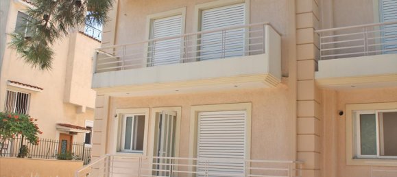 T4 em Kifisia, Greece N.º 7127 5