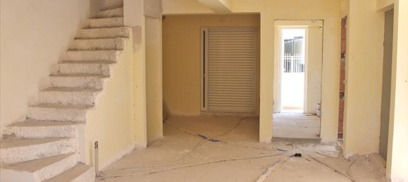 T4 em Kifisia, Greece N.º 7127 4