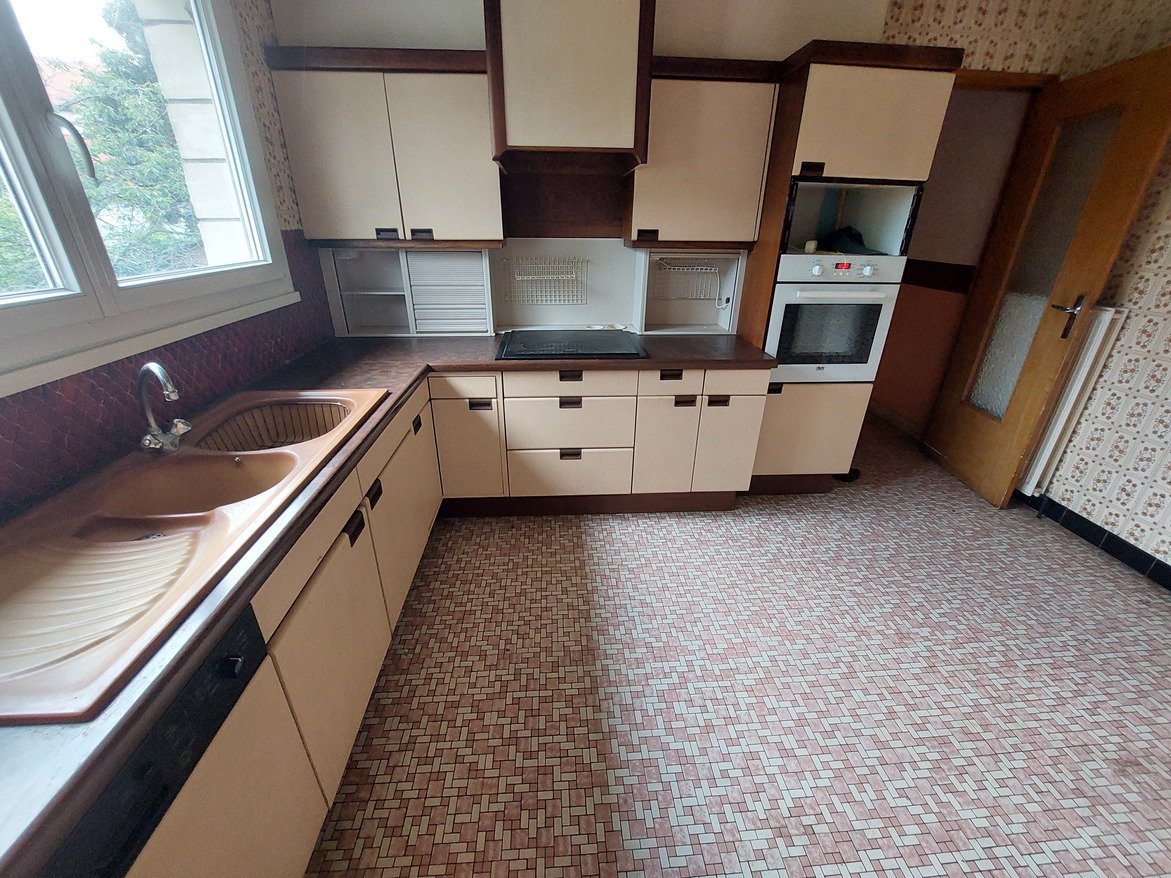 2 bedrooms House in Compiegne, France No. 264424