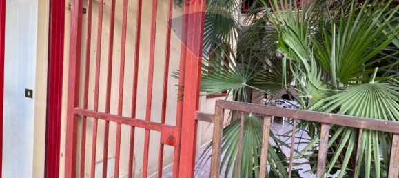 Apartamento de 2 dormitorios en Caltanissetta, Italy No. 270549 3