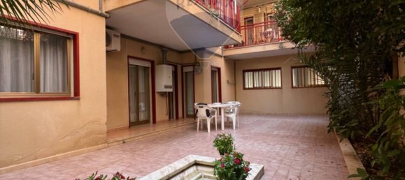 Apartamento de 2 dormitorios en Caltanissetta, Italy No. 270549 11