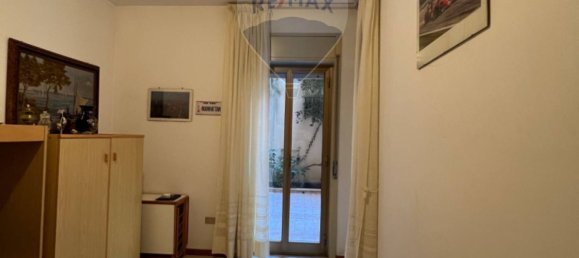 Apartamento de 2 dormitorios en Caltanissetta, Italy No. 270549 20