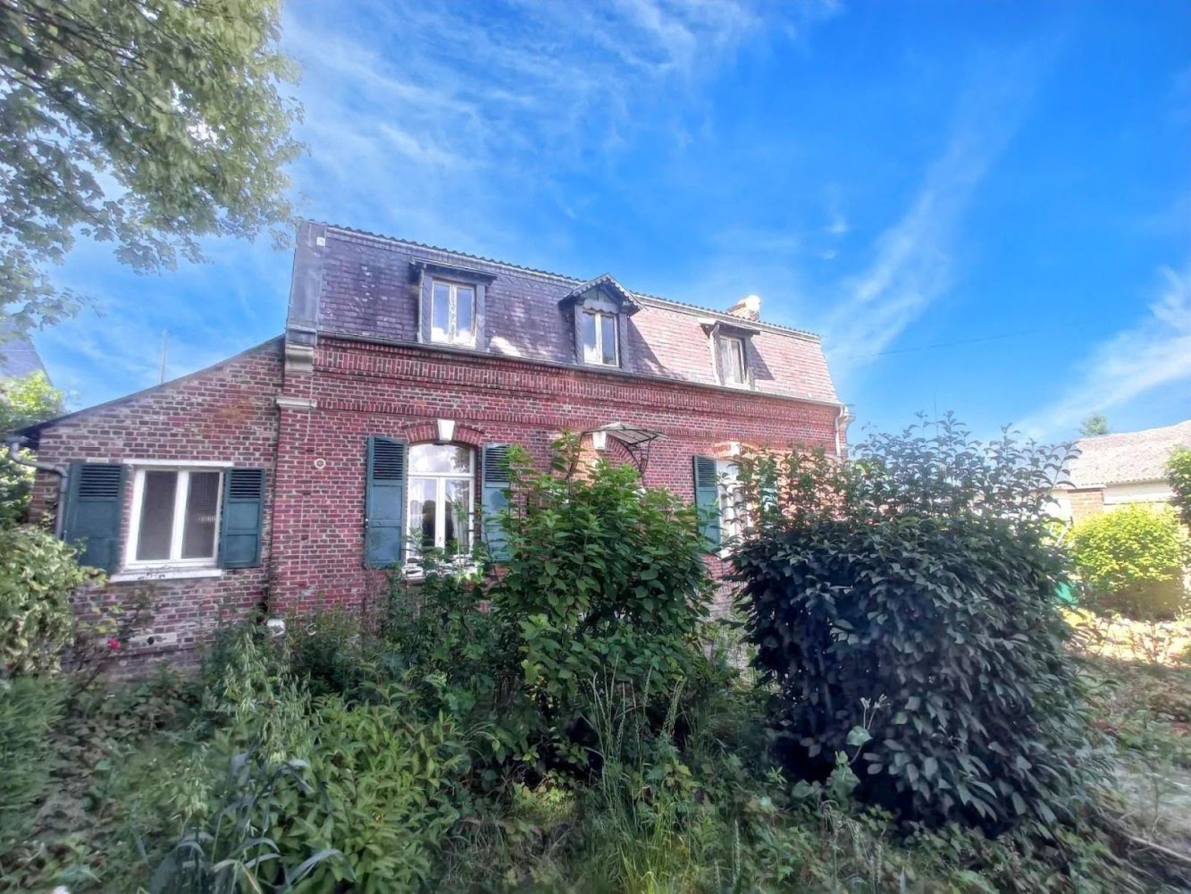 5 bedrooms House in Albert, France No. 268103