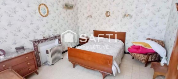 5 bedrooms House in Albert, France No. 268103 4