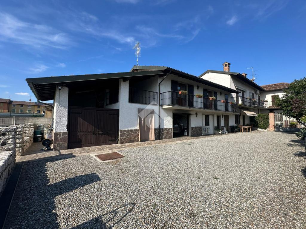 Дом с 2 спальнями в Аньяделло, Италия № 324756