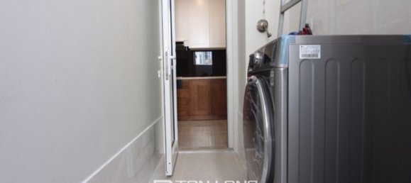 Apartamento de 3 dormitorios en Tay Ho, Vietnam No. 977 11