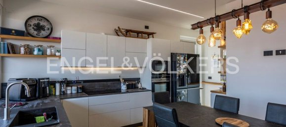 3 rooms Apartment in Verona, Italy No. 128390 16