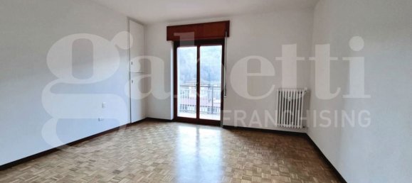 Apartamento de 4 habitaciónes en Lecco, Italy No. 79331 5
