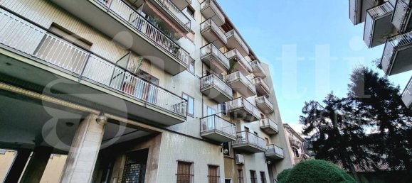 Apartamento de 4 habitaciónes en Lecco, Italy No. 79331 12