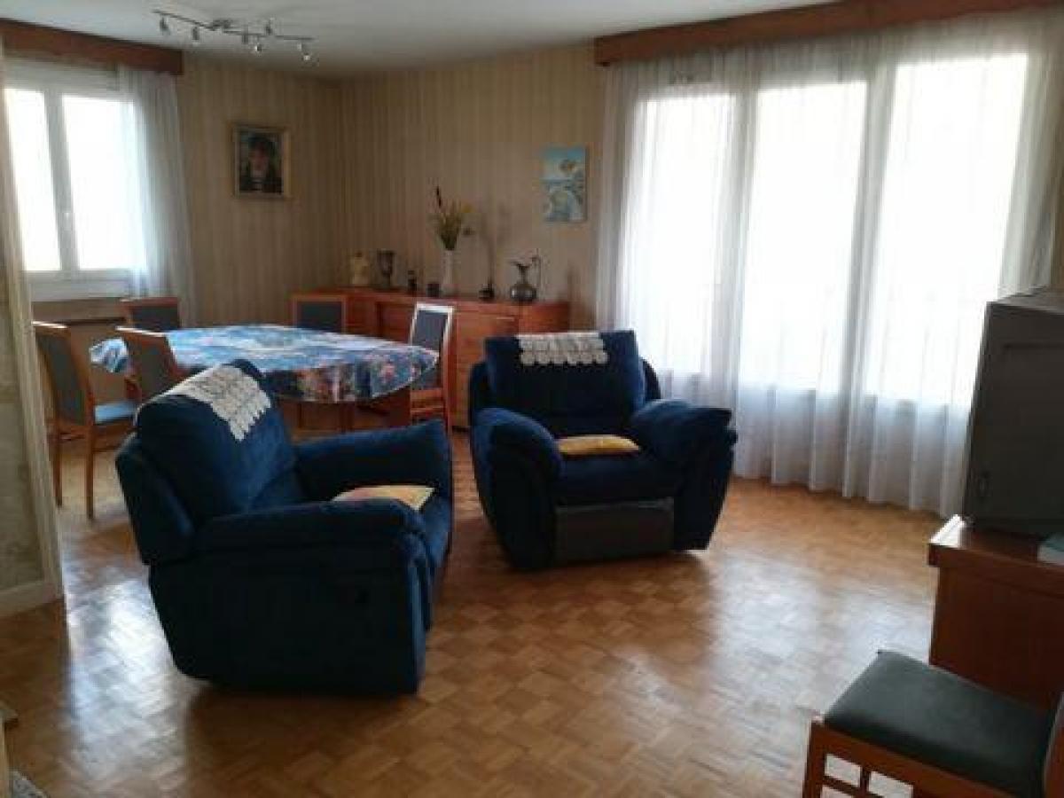 2 bedrooms Apartment in Roanne, France No. 25735