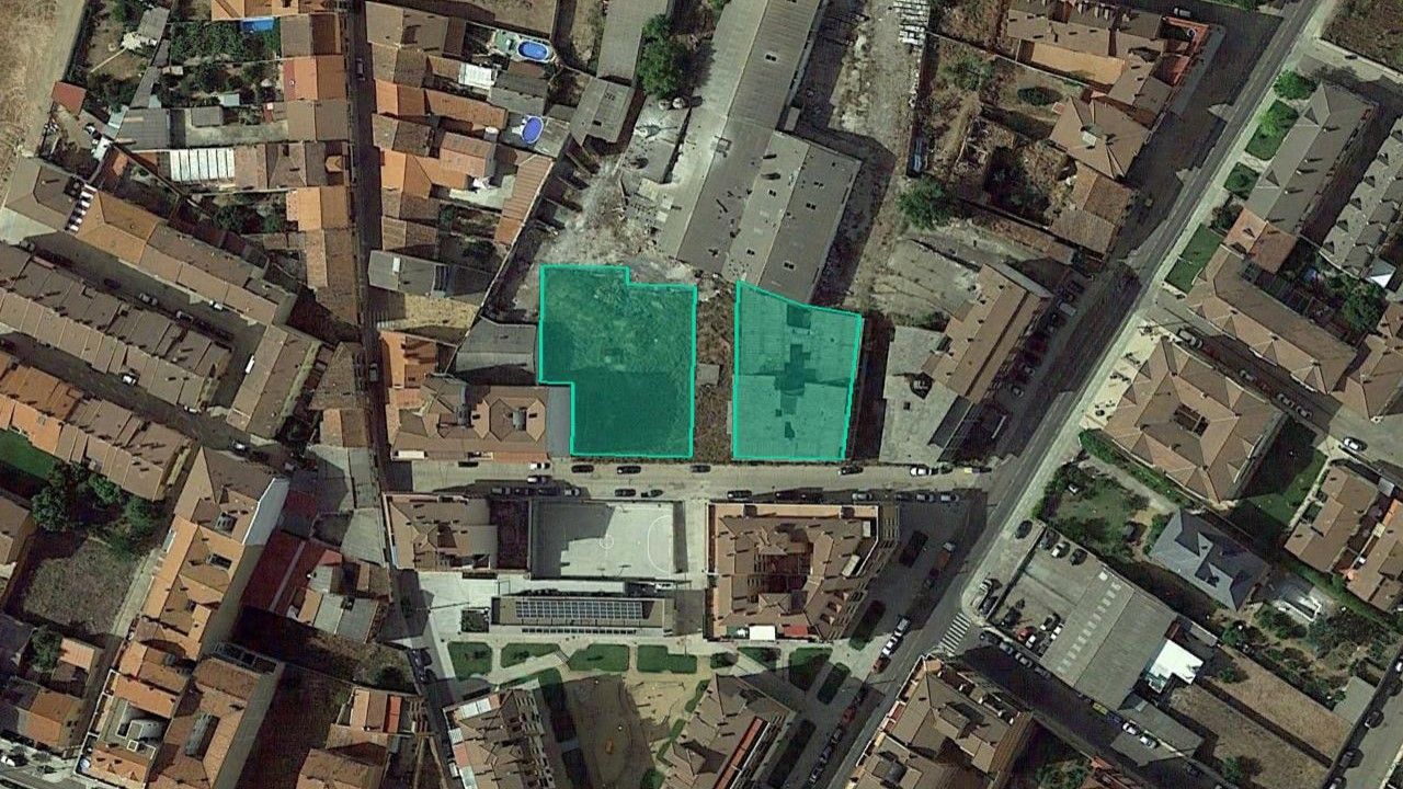 Terreno en Toro, Spain 1020 m² No. 22303
