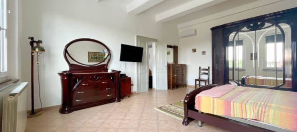 4 chambres Appartement à Mantua, Italy No. 373583 20