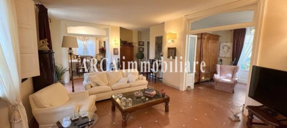 3 bedrooms Villa in Pietrasanta, Italy No. 374516 25