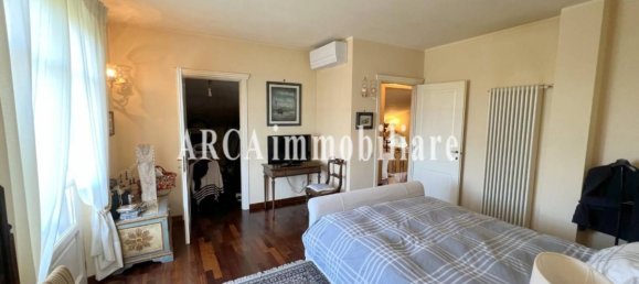 3 bedrooms Villa in Pietrasanta, Italy No. 374516 10