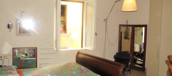 Apartamento de 4 habitaciónes en Cortona, Italy No. 225707 3