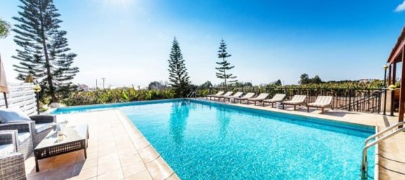 4 Schlafzimmer Villa in Agios Georgios, Cyprus, Nr. 10509 2