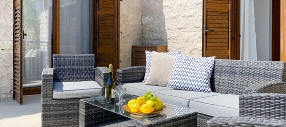 4 Schlafzimmer Villa in Agios Georgios, Cyprus, Nr. 10509 18