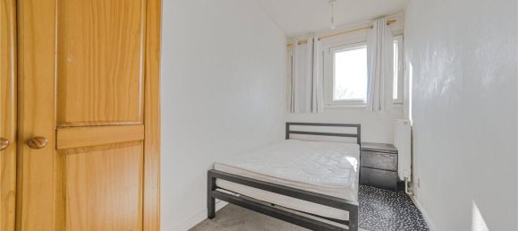 3 bedrooms Apartment in Roehampton, United Kingdom No. 7303 7