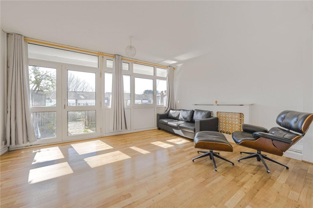 3 bedrooms Apartment in Roehampton, United Kingdom No. 7303