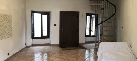 Casa de 3 habitaciónes en Alice Castello, Italy No. 127568 13