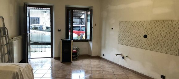 Casa de 3 habitaciónes en Alice Castello, Italy No. 127568 11