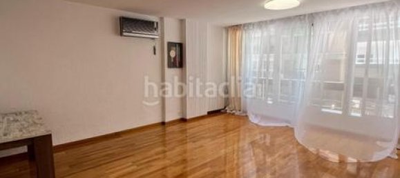 4 bedrooms Apartment in Alicante, Spain No. 135128 2