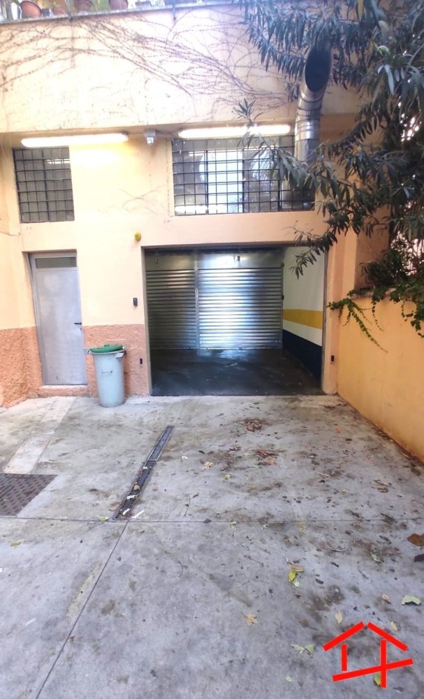 24m² Garage in Rome, Italy No. 344910