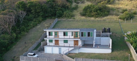 3 bedrooms House in Brighton Village, Saint Vincent and the Grenadines No. 13 13