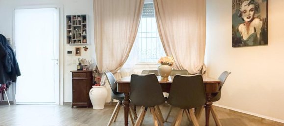 3 bedrooms Villa in Molinella, Italy No. 329386 12