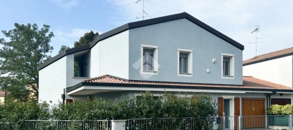 3 bedrooms Villa in Molinella, Italy No. 329386 34