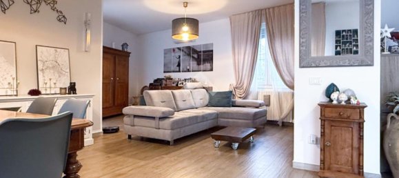3 bedrooms Villa in Molinella, Italy No. 329386 4