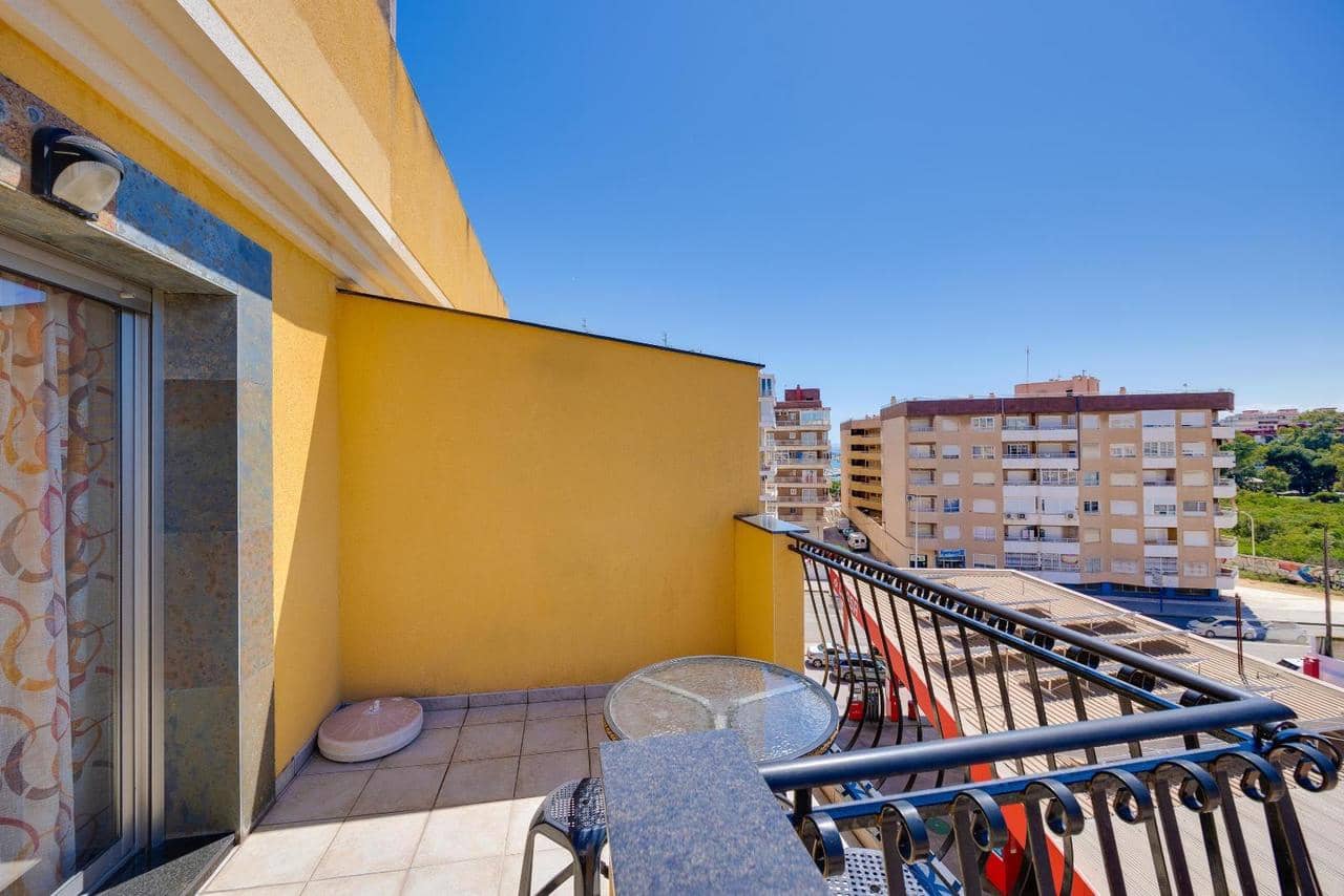 2 chambres Penthouse à Torrevieja, Spain No. 182865