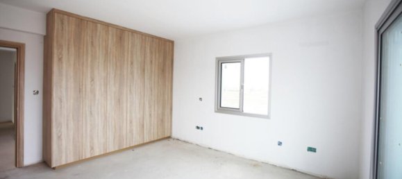 4 bedrooms Villa in Nicosia, Cyprus No. 13162 7