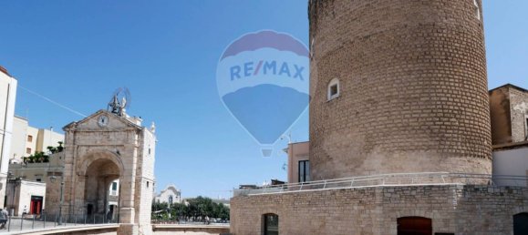 1-Zimmer Gewerbliche Immobilie in Bitonto, Italy, Nr. 285732 16