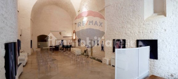 1-Zimmer Gewerbliche Immobilie in Bitonto, Italy, Nr. 285732 2