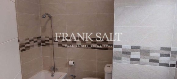 Apartamento T2 em Zabbar, Malta N.º 7545 5