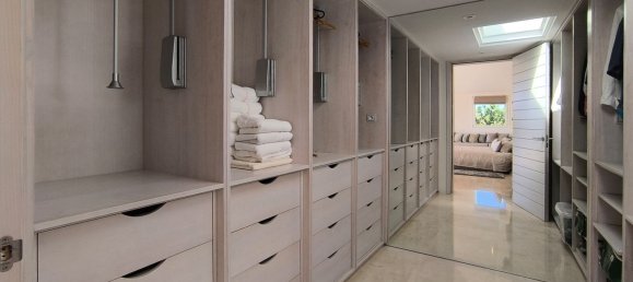 5 Schlafzimmer Villa in El Madronal, Spain, Nr. 19572 13