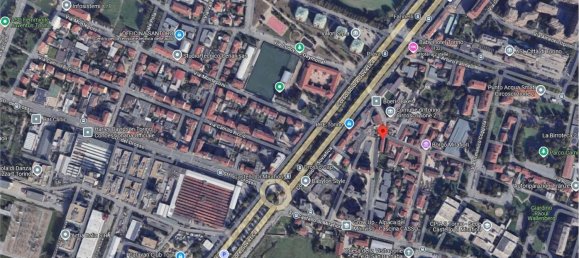 47m² Garage in Turin, Italy No. 9101 4