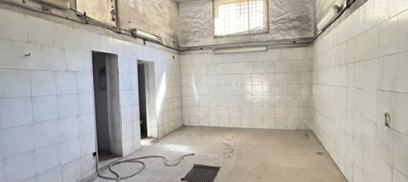 Gewerbliche Immobilie in Palermo, Italy 75m², Nr. 275374 5