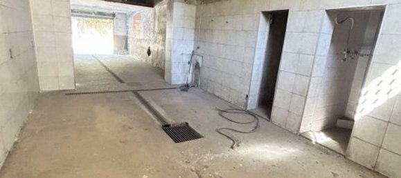 Gewerbliche Immobilie in Palermo, Italy 75m², Nr. 275374 4