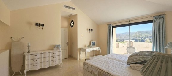 Ático de 3 dormitorios en Málaga, Spain No. 128802 11