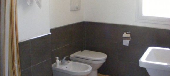 8-salle Villa à Caltavuturo, Italy No. 81105 17