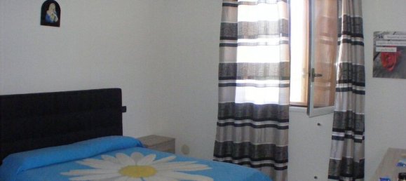 8-salle Villa à Caltavuturo, Italy No. 81105 14