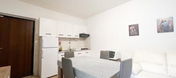 2-salle Appartement à Fiuggi, Italy No. 220556 7