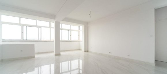 Квартира с 3 спальнями в Кашкайш, Португалия № 66845 3