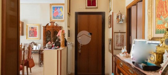 3 rooms Apartment in Rome, Italy No. 200586 11