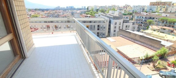 3 bedrooms Apartment in Naples, Italy No. 296304 16