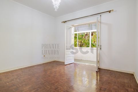 3 bedrooms Apartment in Almada, Portugal No. 354845